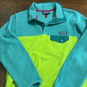Patagonia Teal and Lime Green Sweatshirt